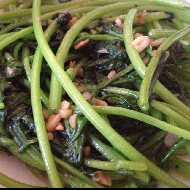 清炒茼蒿