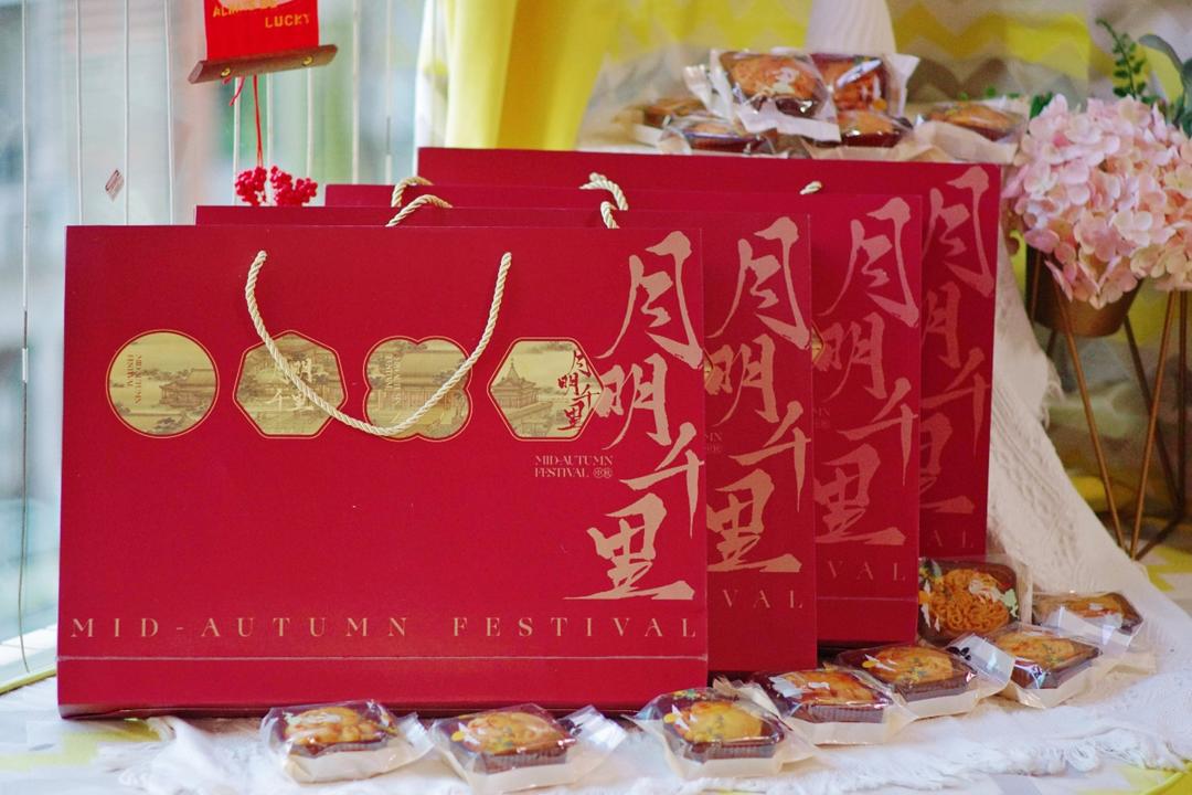 特色广式月饼