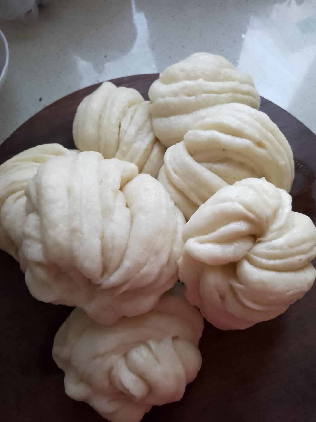 葱油花卷，一根筷子卷出漂亮的造型