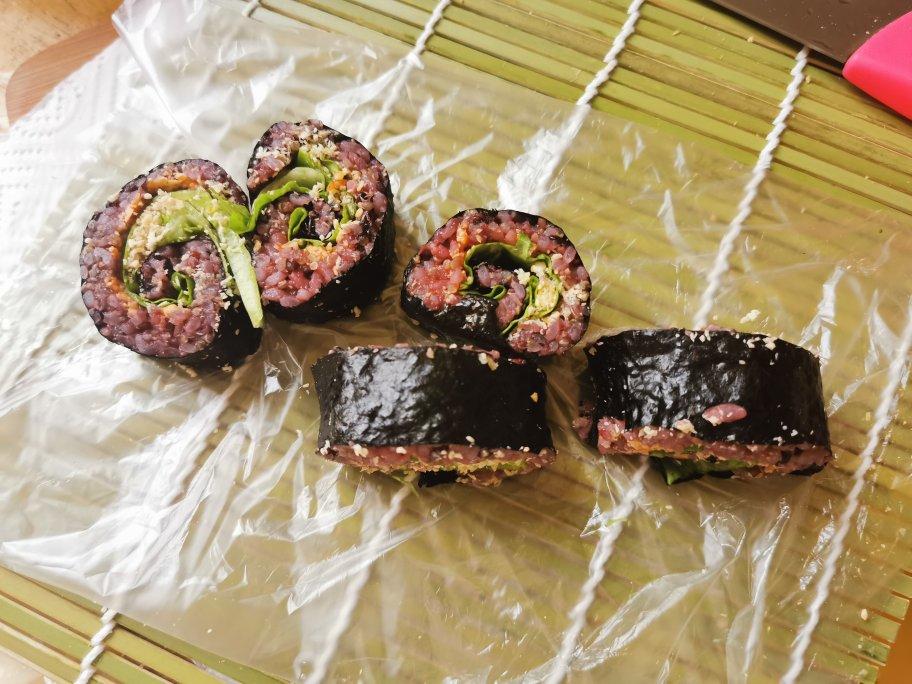 糙米鸡胸肉寿司