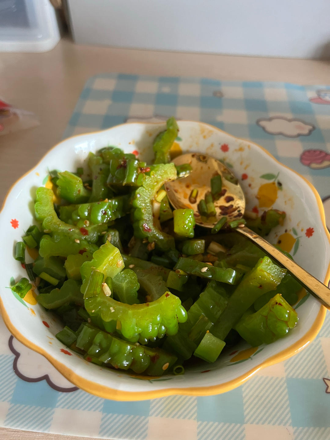 凉拌苦瓜（减脂肪，脆爽可口）