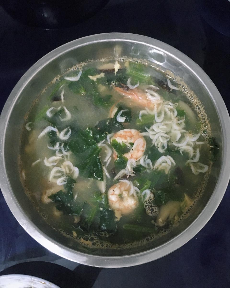 鲜虾豆腐汤