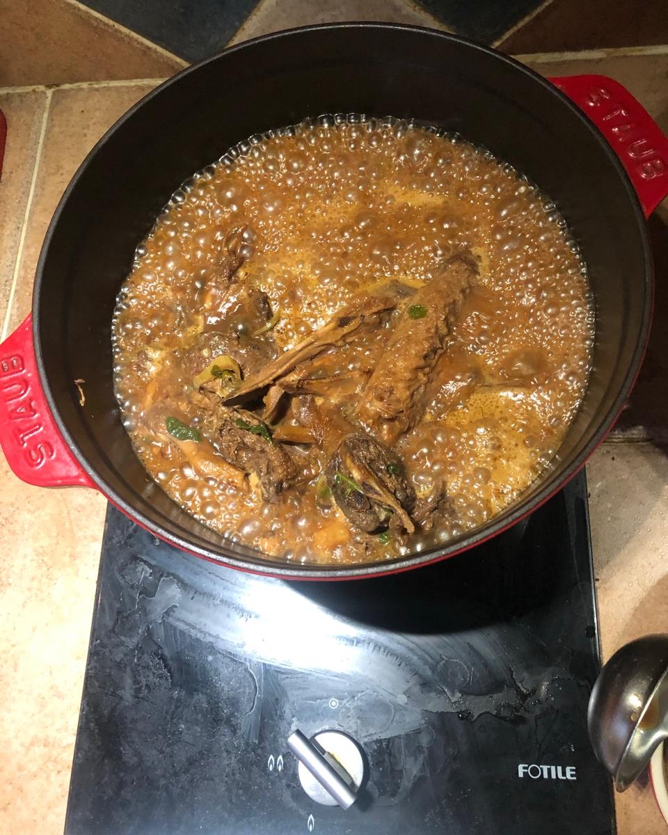 压锅大鹅炖土豆