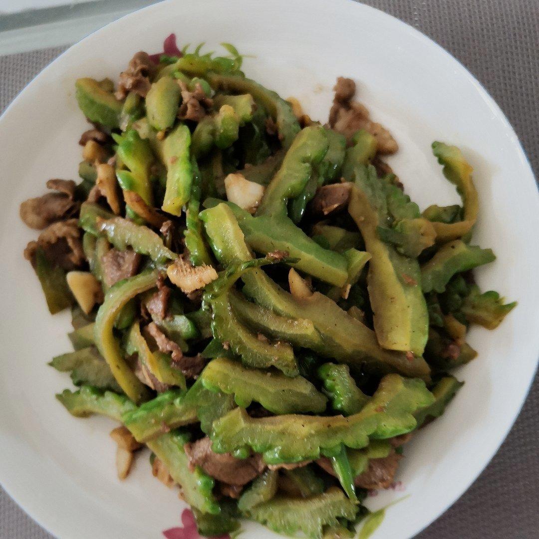 苦瓜炒肉