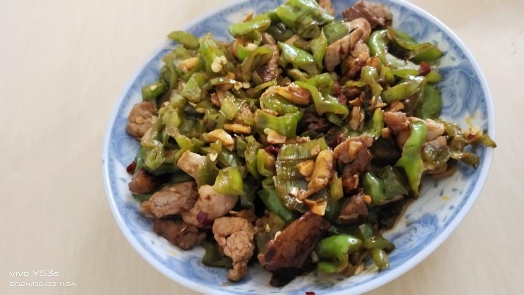 正宗辣椒炒肉