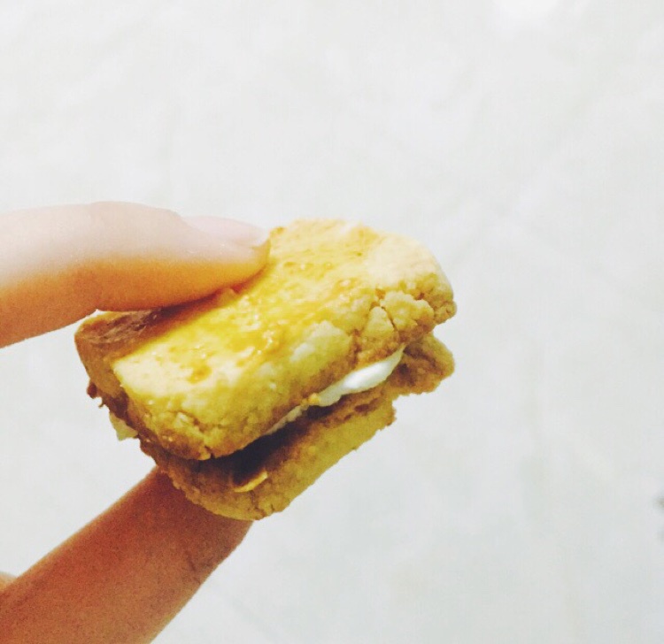 乳酪奶油夹心酥饼