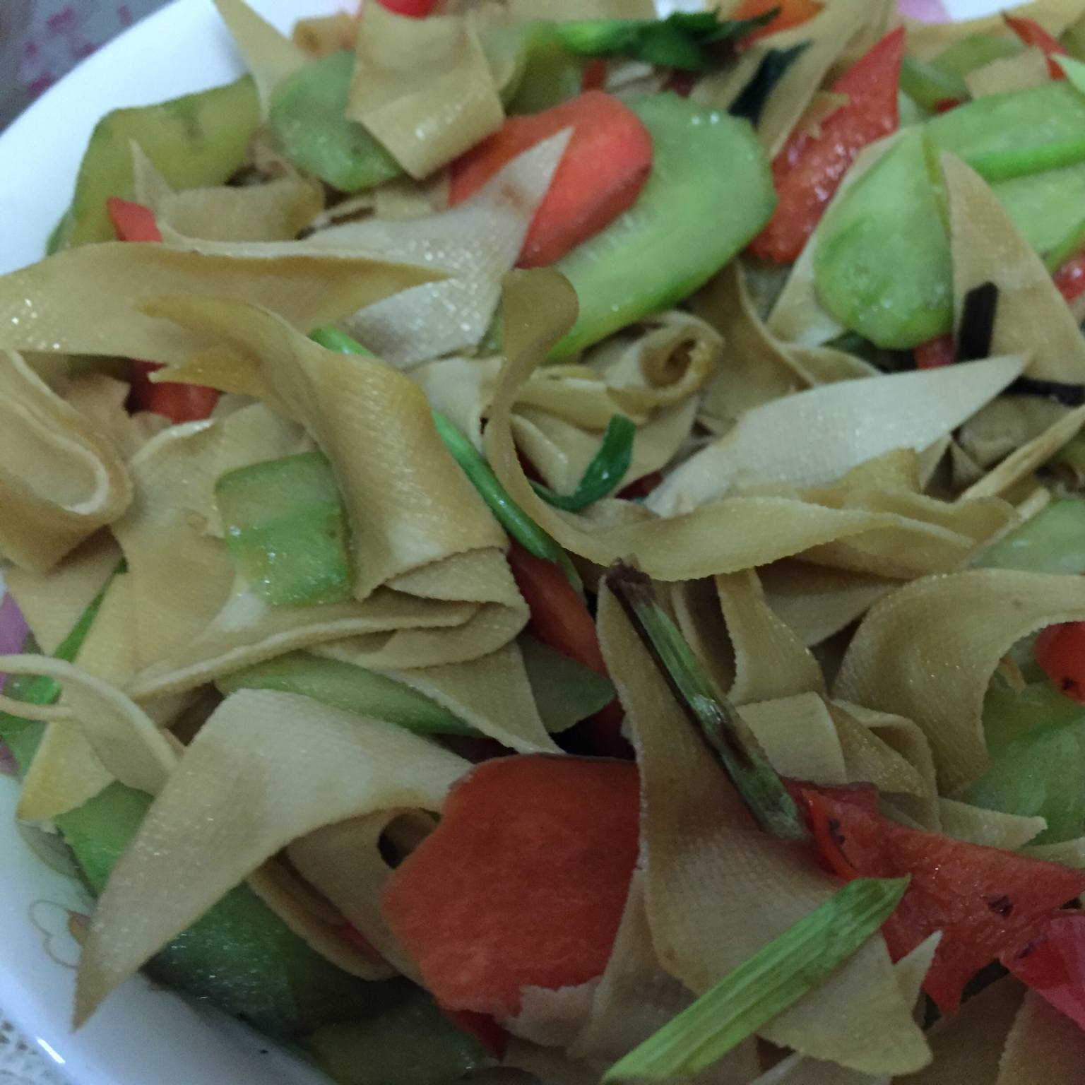 凉拌黄瓜豆腐皮