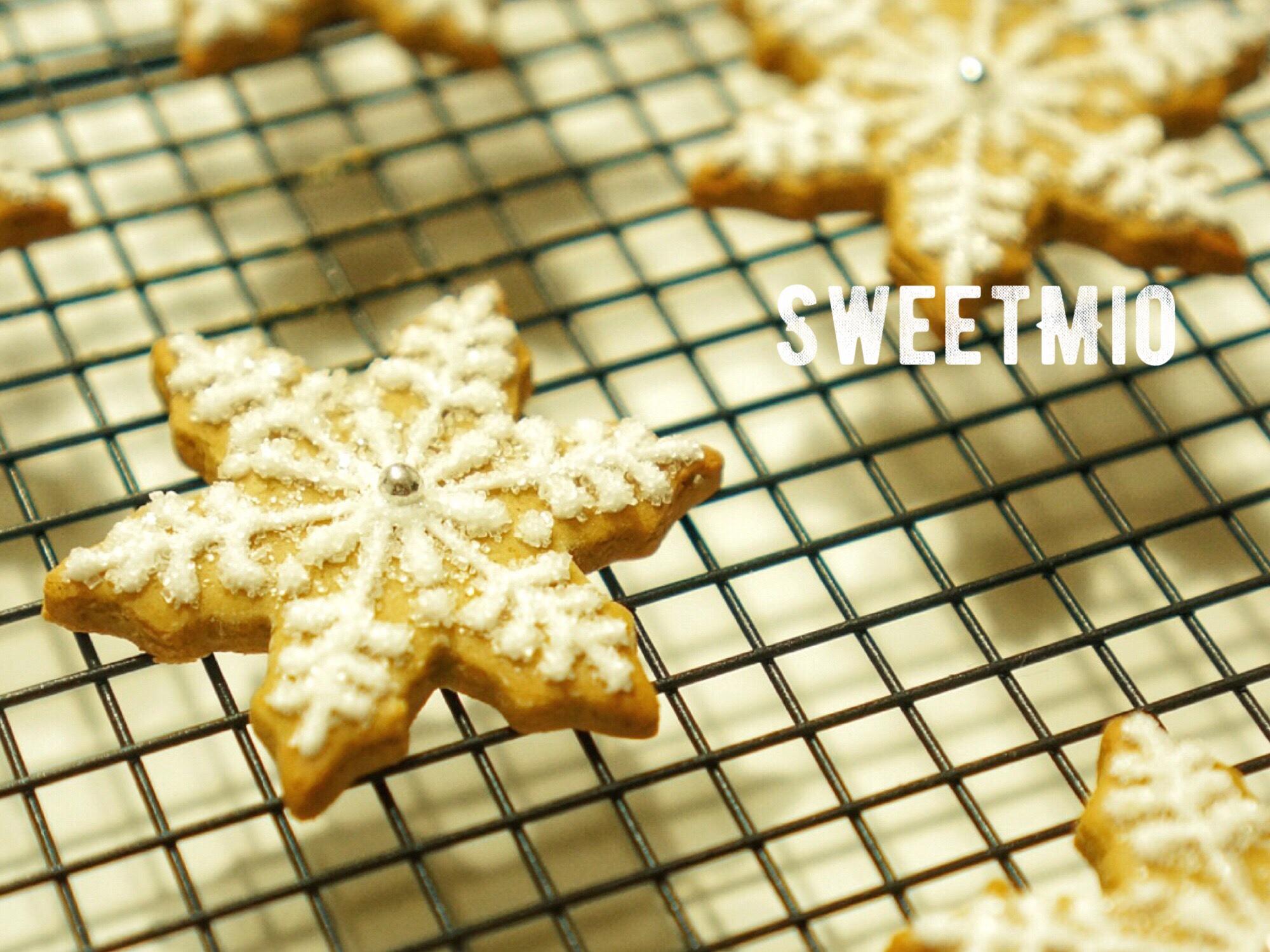【圣诞姜饼】超简单の雪花糖霜饼干的做法