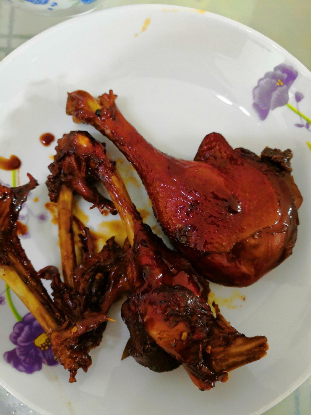周黑鸭味～～～鸭翅 鸭爪