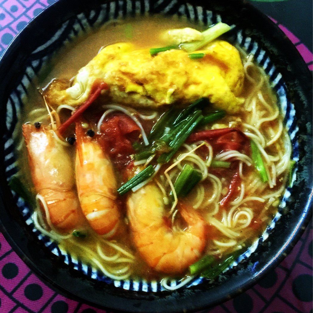 鲜虾番茄鸡蛋面