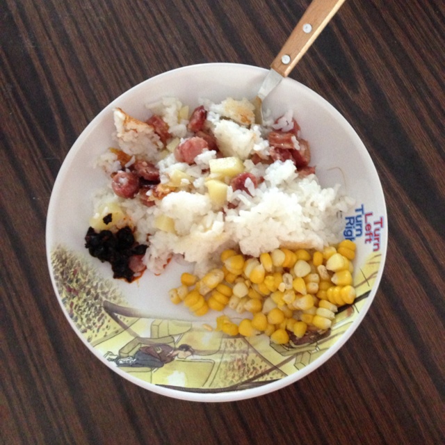 韩式香肠土豆焖饭