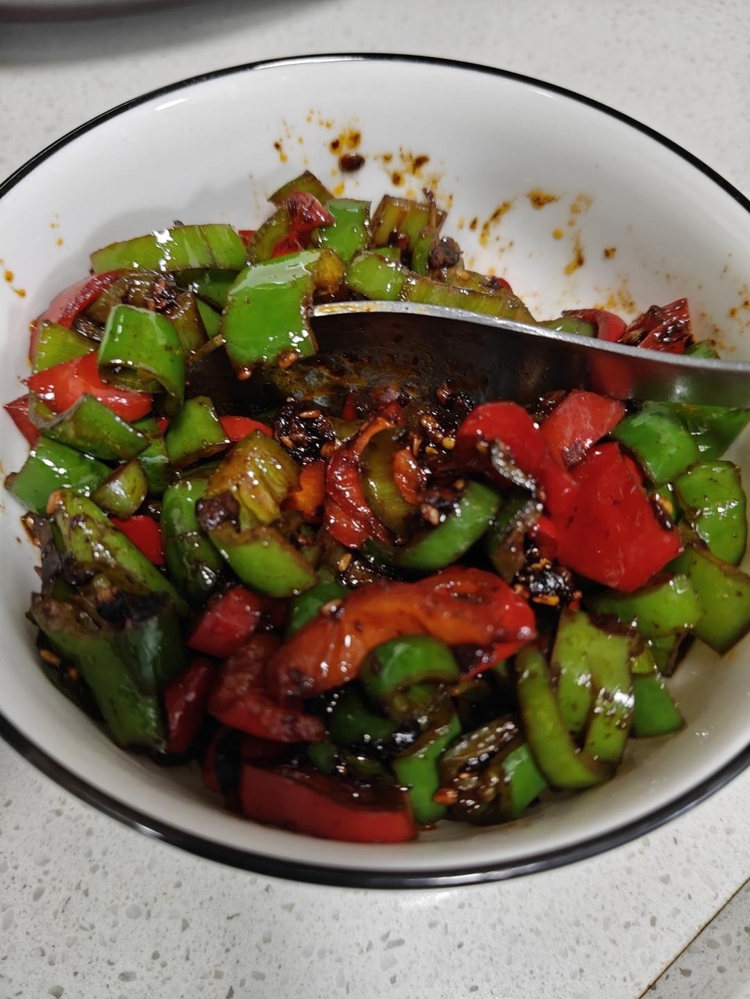 超级下饭的青红辣椒酱