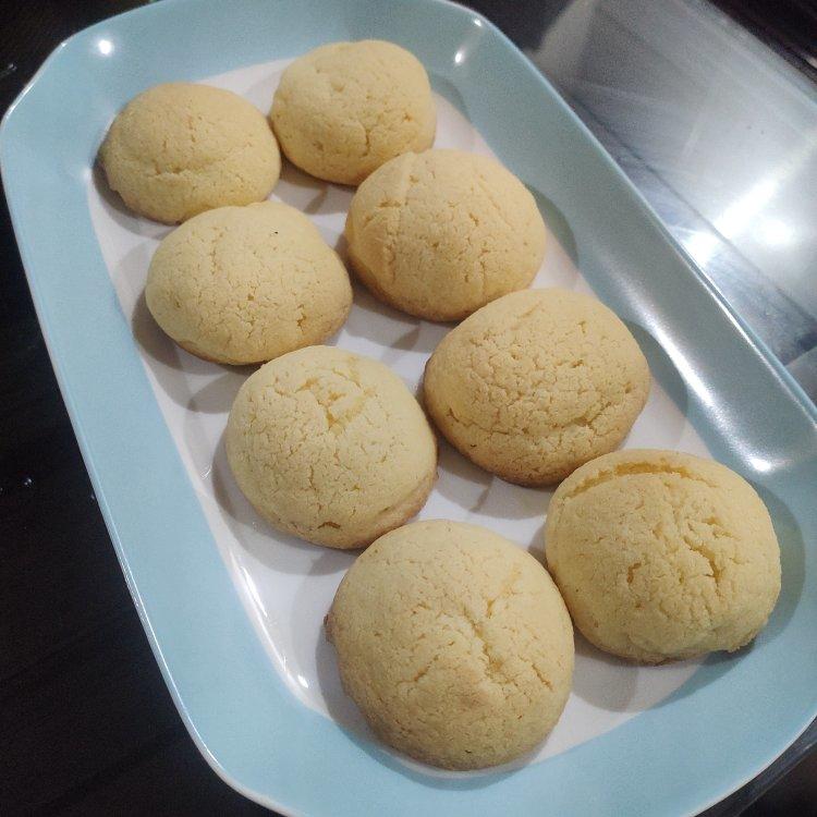 一口就爆浆的卡士达酥皮泡芙