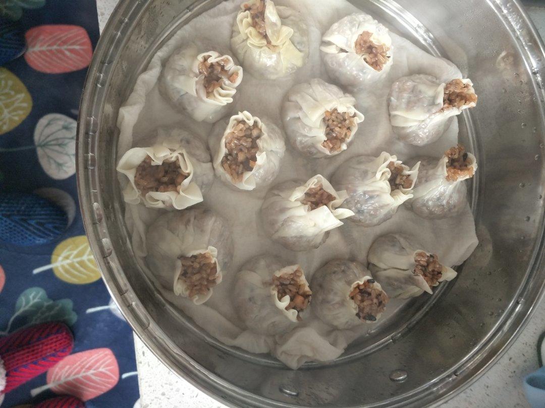 猪肉春笋糯米烧麦