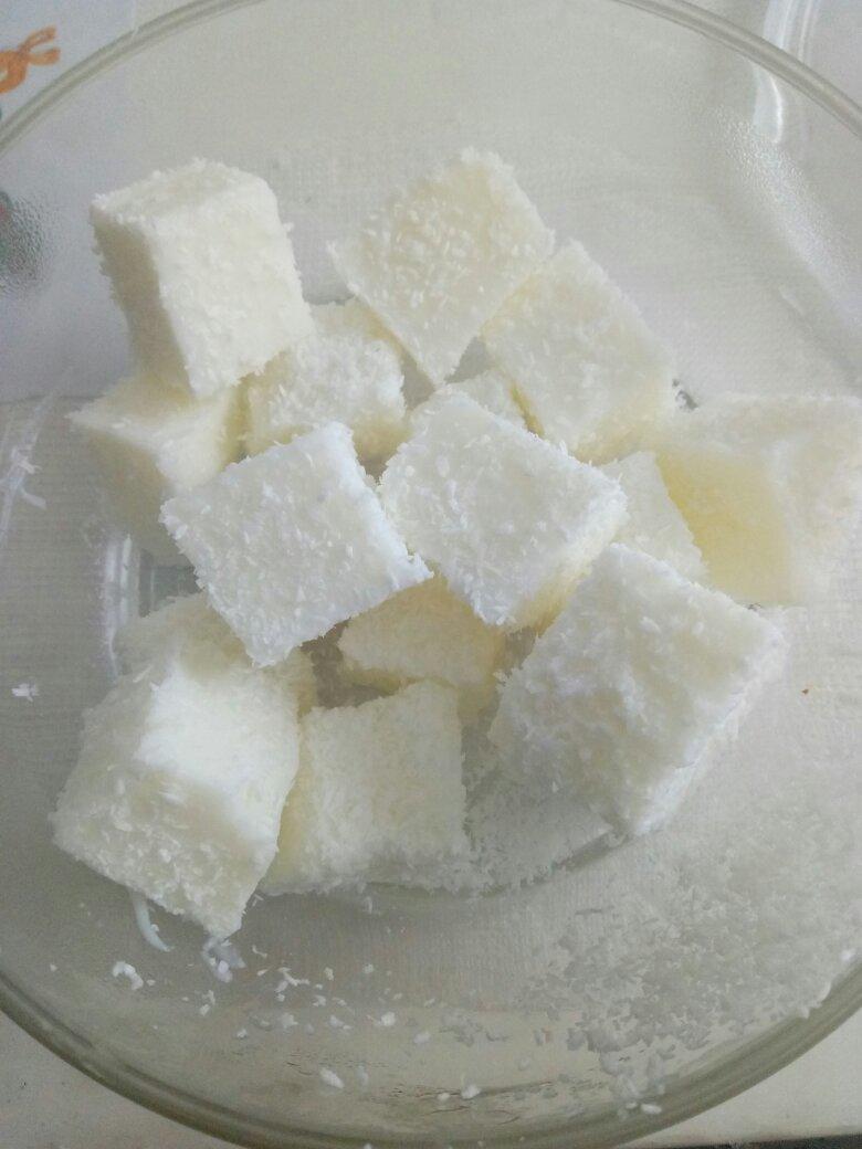 比85℃好吃百倍的椰蓉牛奶小方