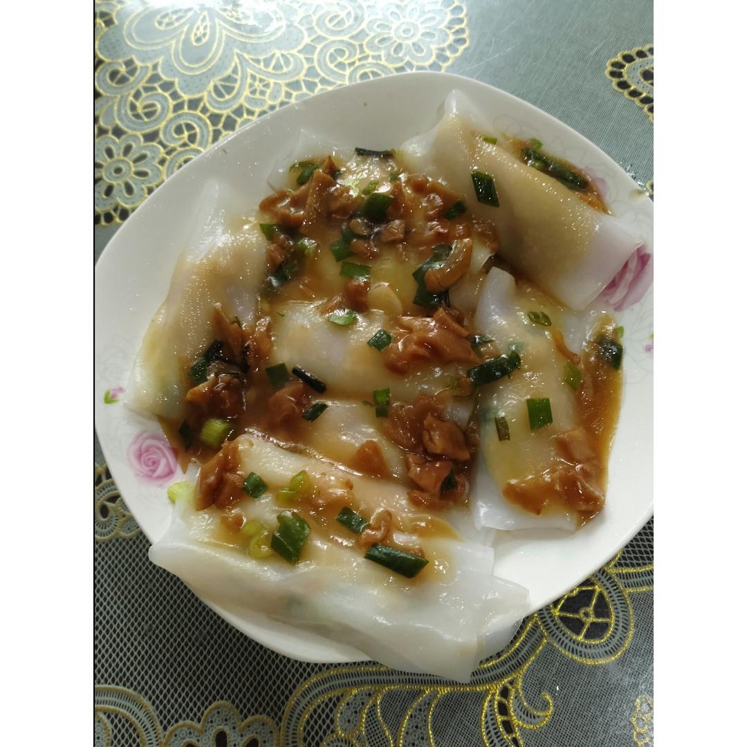 金菇肉茸蒸猪肠粉