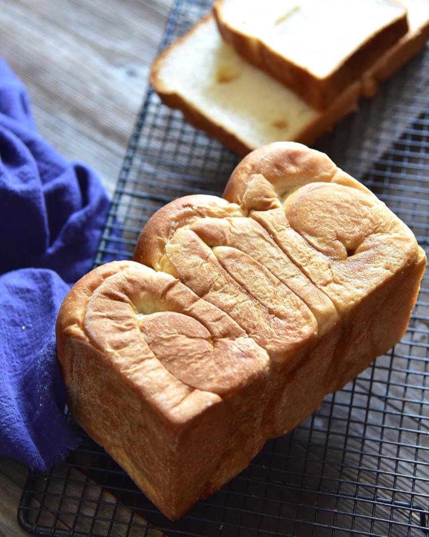 早餐白吐司          （庞多米 Pain de mie）