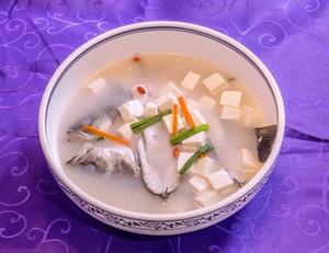 鲈鱼豆腐汤的做法 步骤1