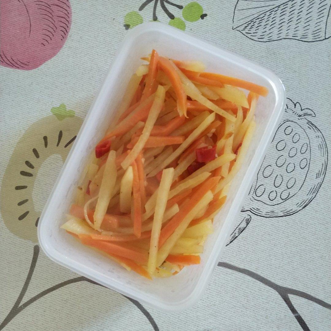 炒胡萝卜土豆丝