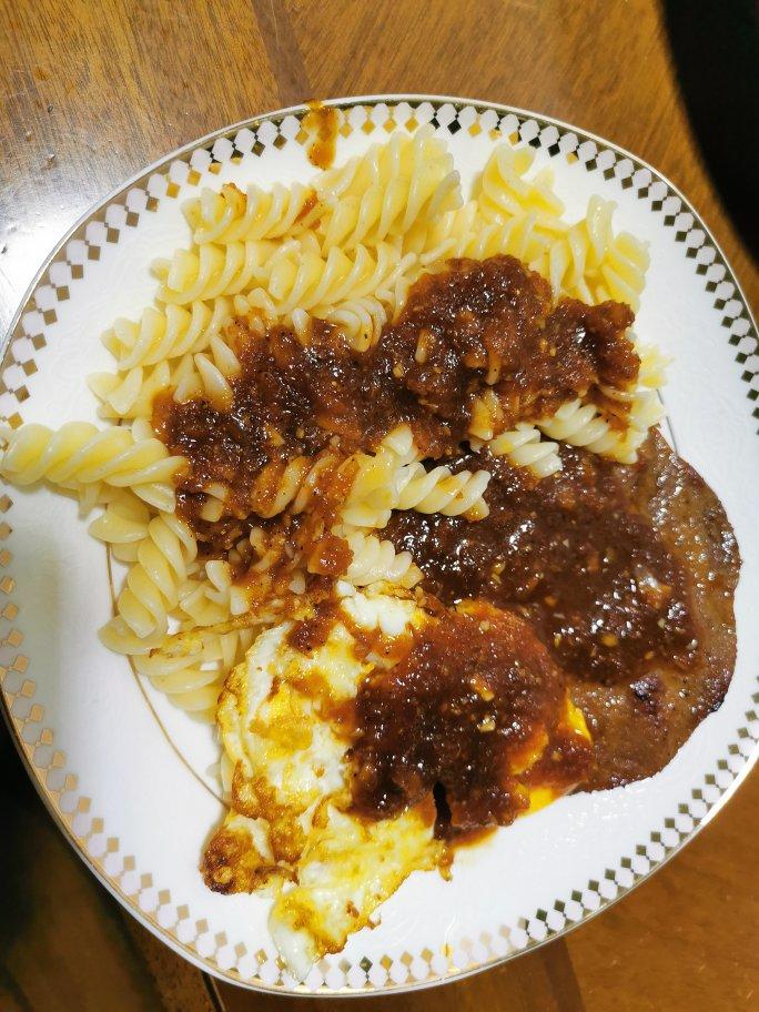 好吃到哭的独家黑椒汁(牛排)