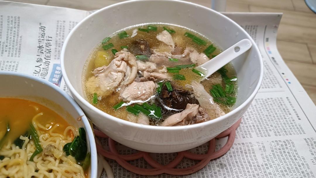 鲜美无敌：清炖鸡汤🐔