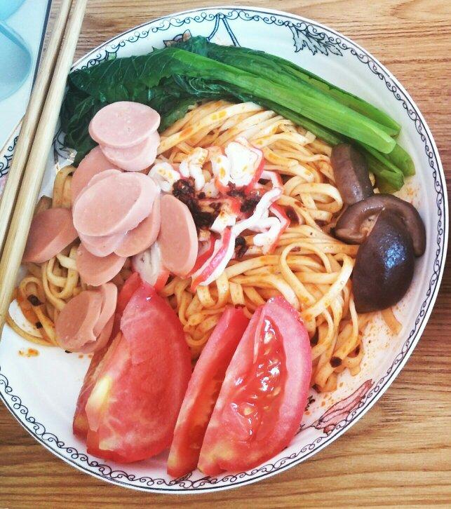 葱油拌面（快手简单，美味无敌）