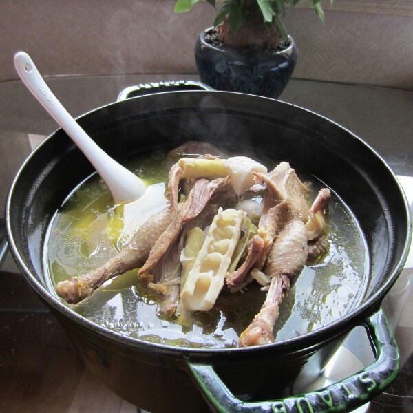 笋干老鸭汤