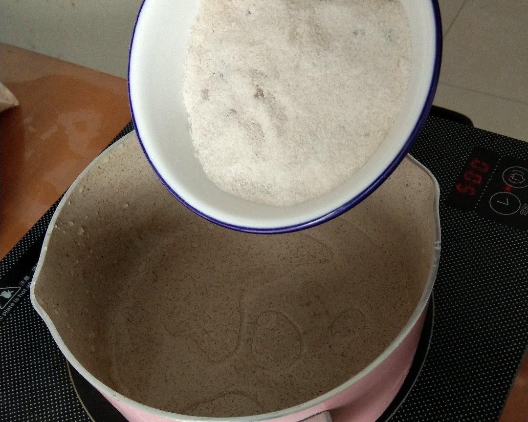 冰梨牛奶棒棒糖制作的做法 步骤3