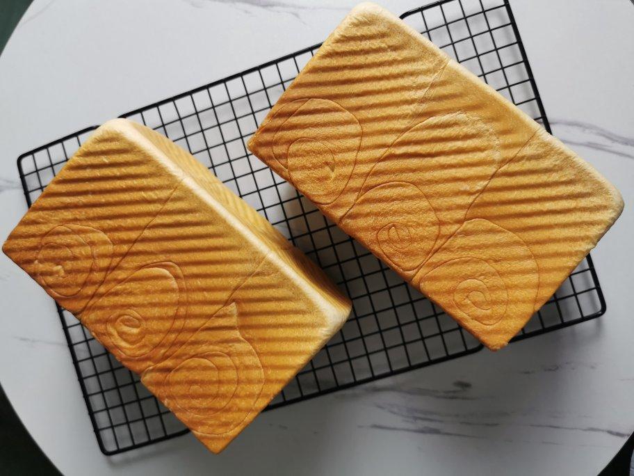 吐司，奶香手撕面包，超级香浓