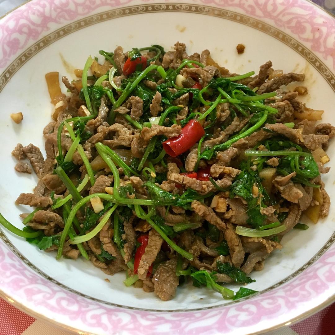 小炒牛肉