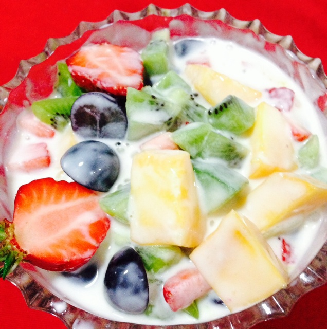 tans做的酸奶水果捞