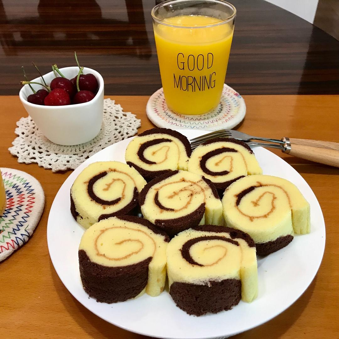 奶牛蛋糕卷+长颈鹿蛋糕卷