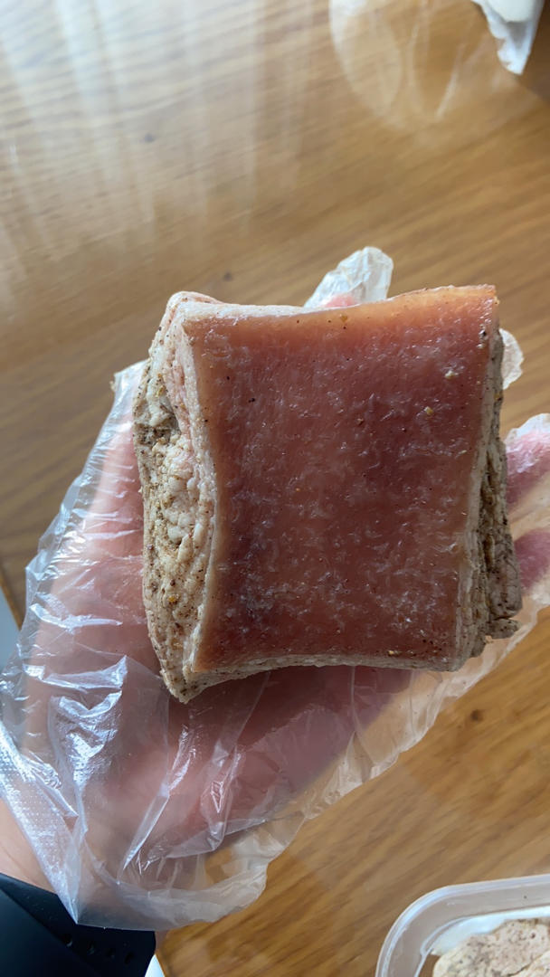 一次就成功的脆皮烧肉