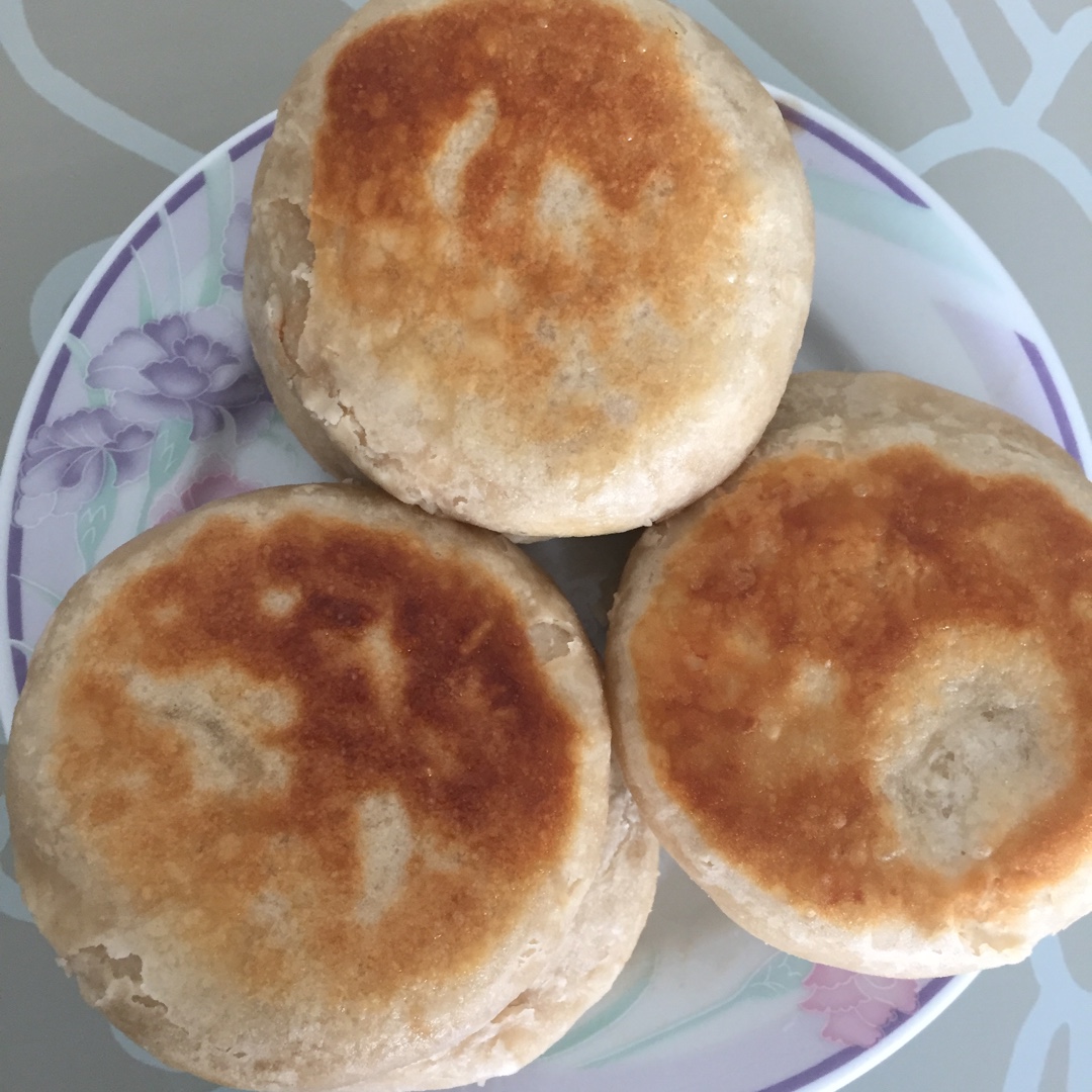 吮指红糖酥饼