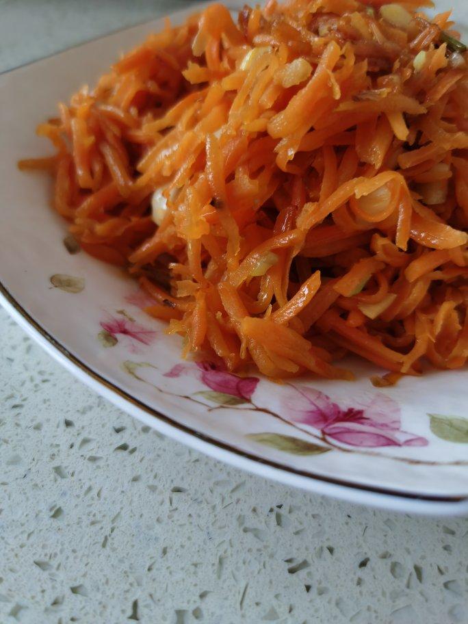 应太迟做的清炒胡萝卜