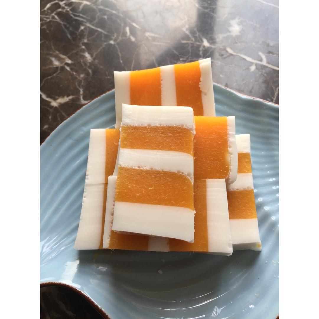 芒果椰汁千层糕