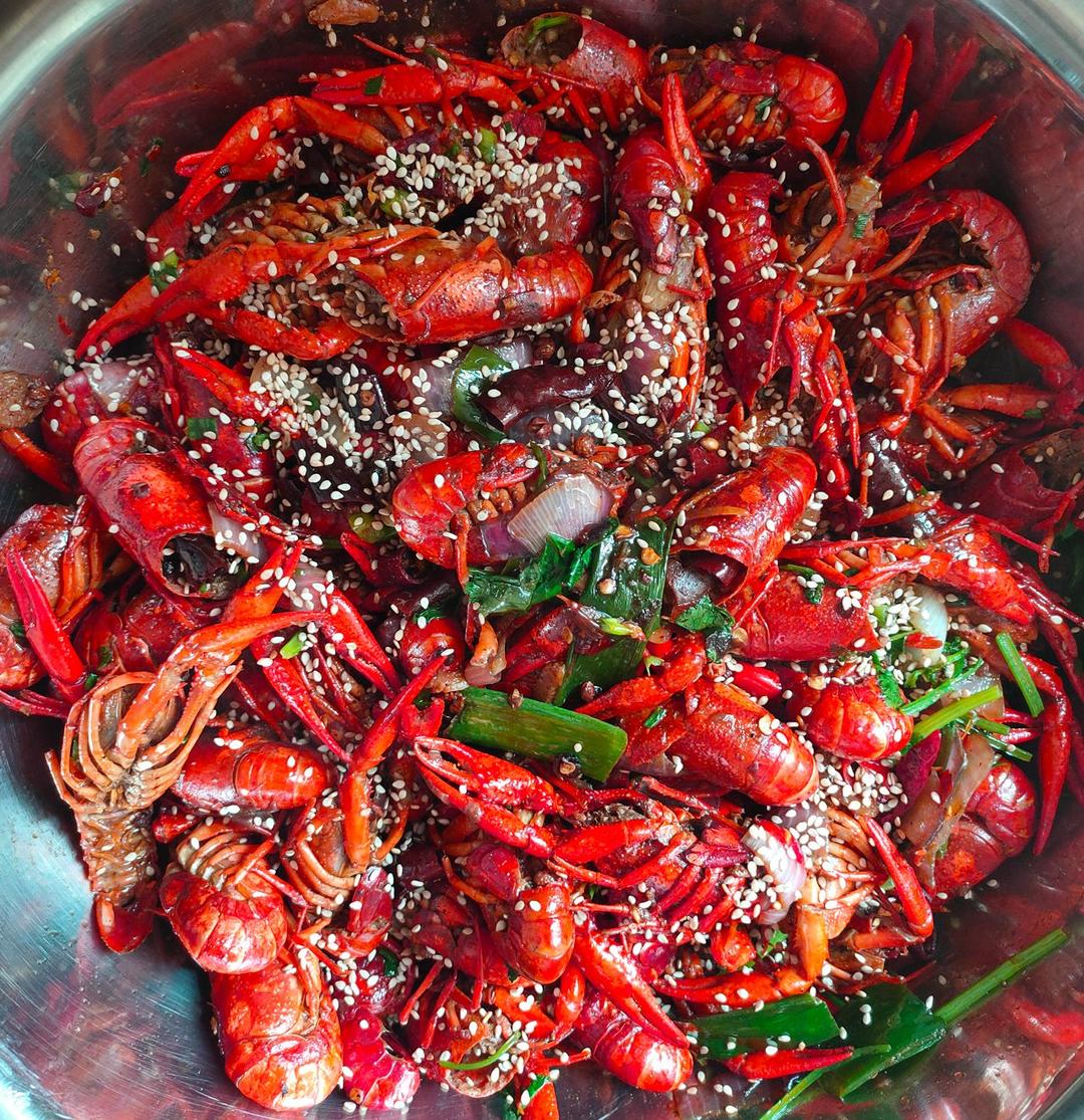 张立-麻辣小龙虾