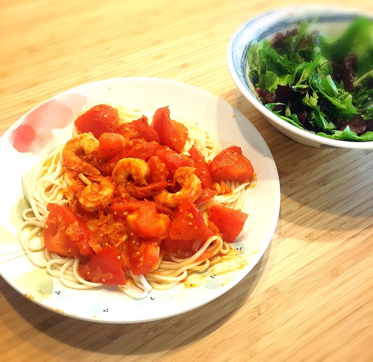 番茄虾仁拌面