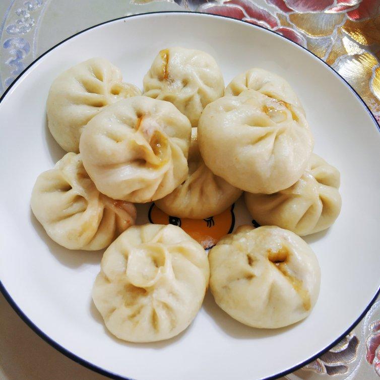 小笼包（秒杀市面上小笼包店的做法）