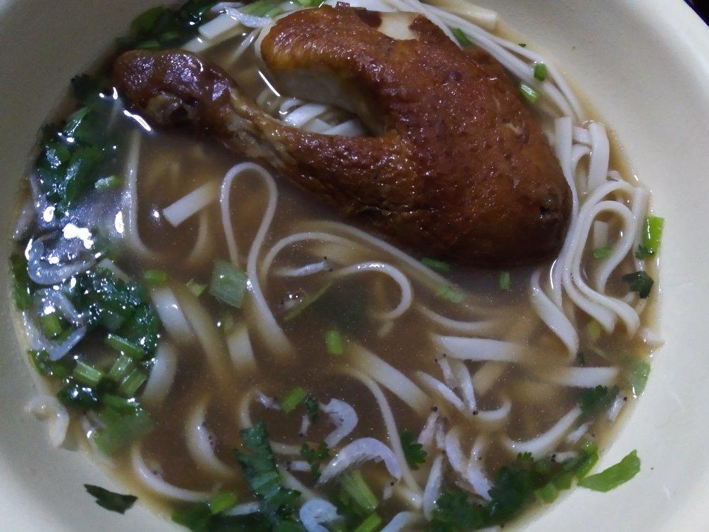 快手清汤热汤面|万能酸辣汤底
