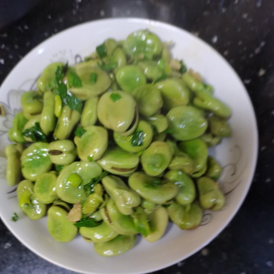 葱炒蚕豆