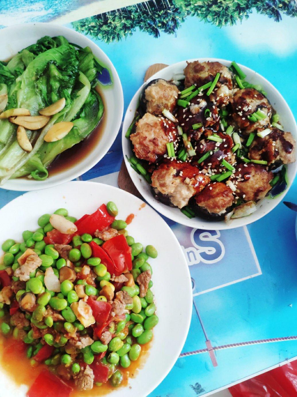 美味的肉酿香菇～～孩子爱吃的下饭菜