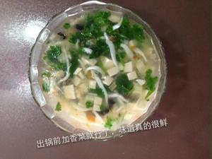银鱼豆腐汤的做法 步骤6