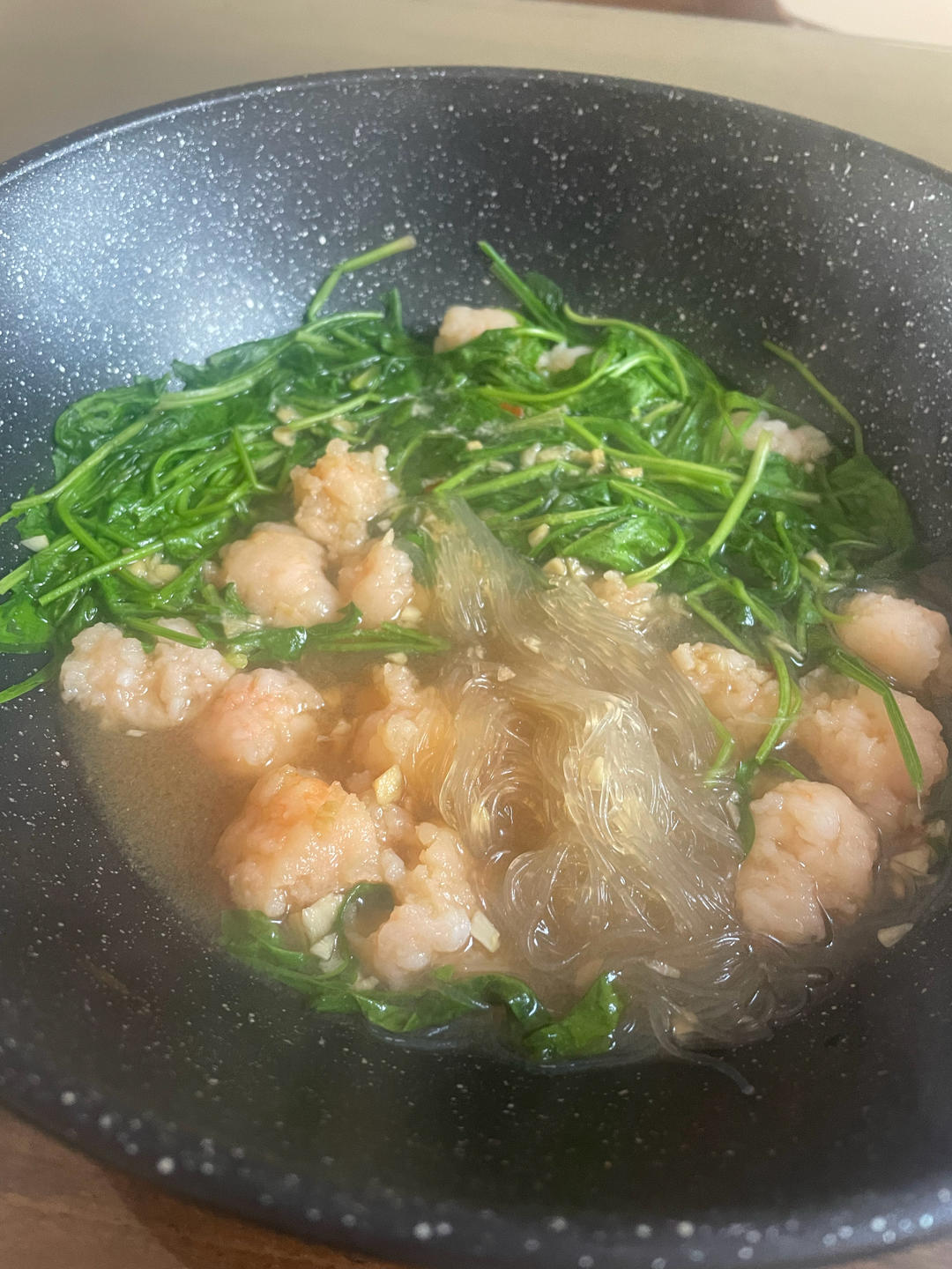 蒜蓉虾滑煲