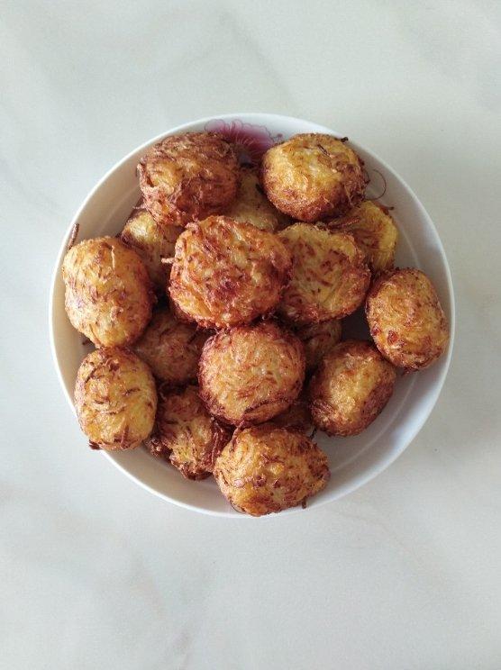 炸萝卜丸子