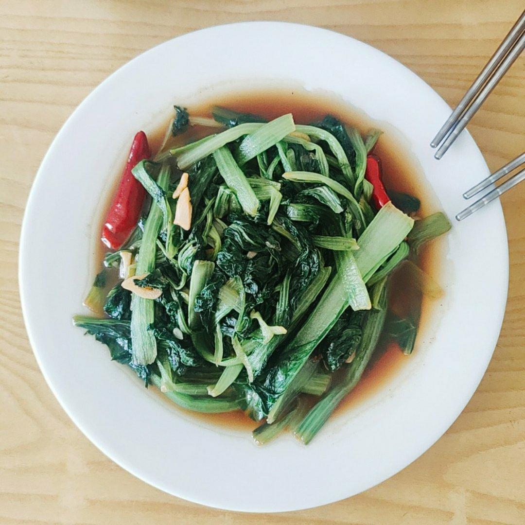 谁都会做的炝炒小白菜