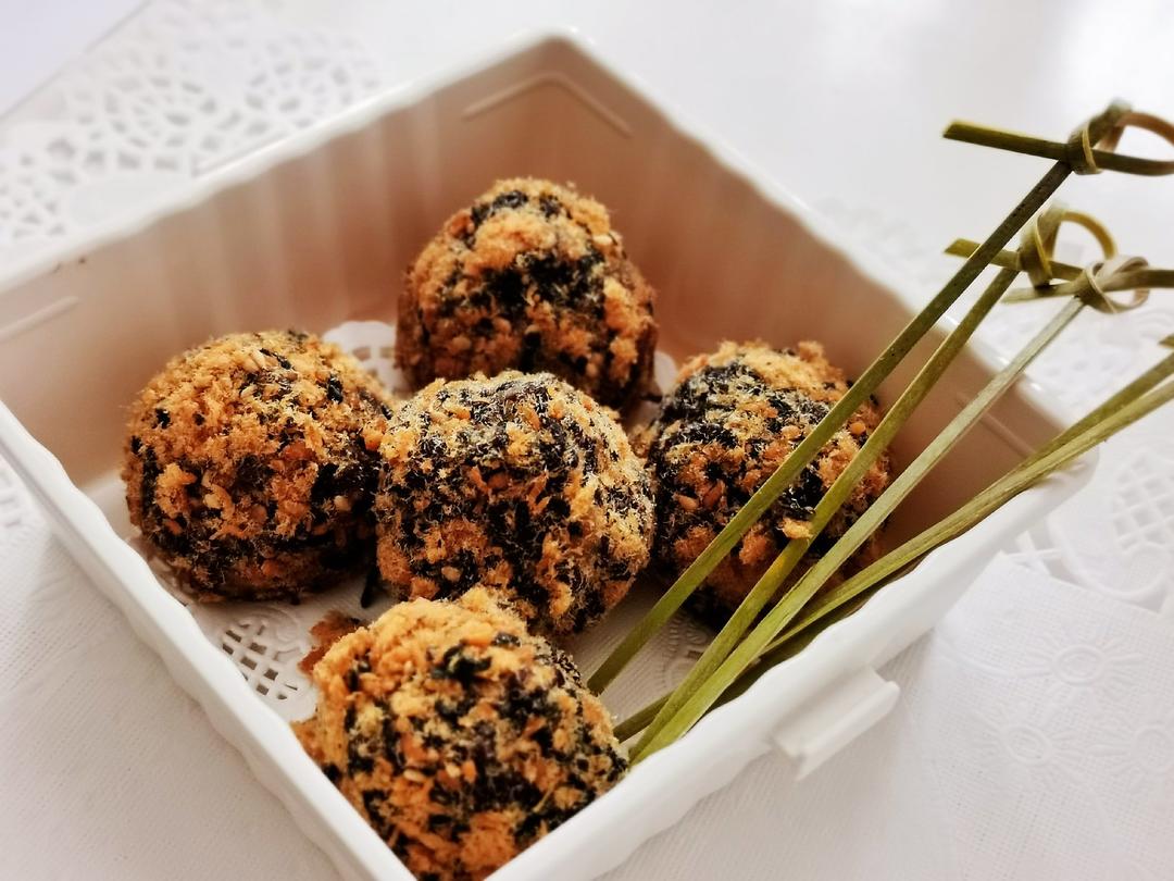 好吃的😋紫米肉松小贝