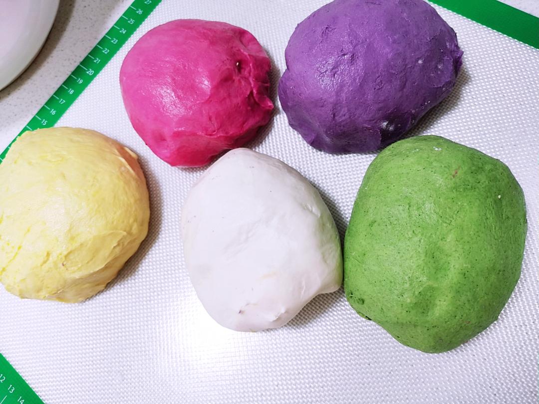 彩色水饺
