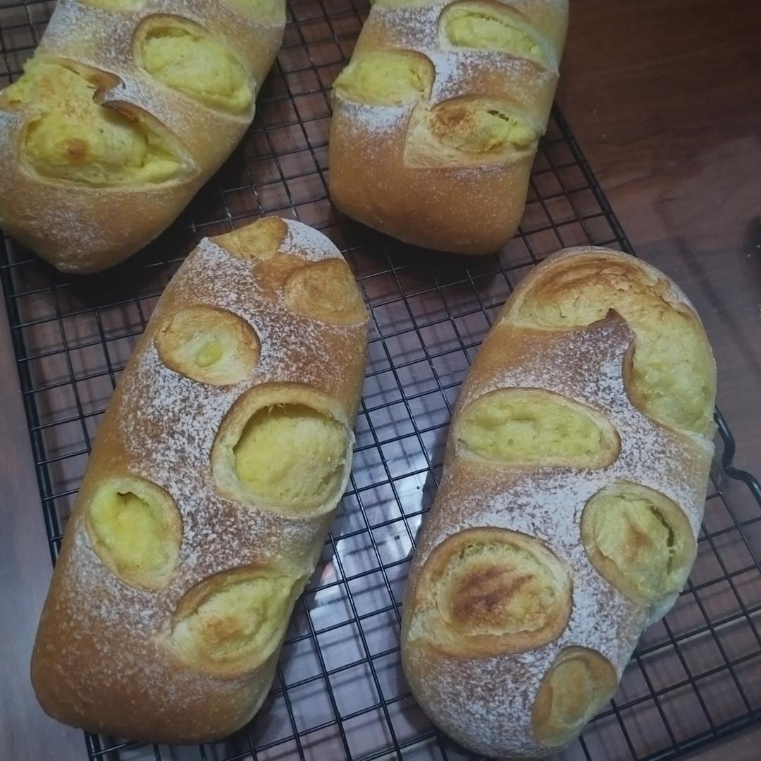 榴莲芝士软欧包