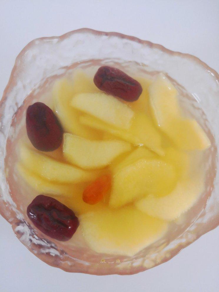 咿咿呀呀哟1做的苹果甜汤苹果糖水